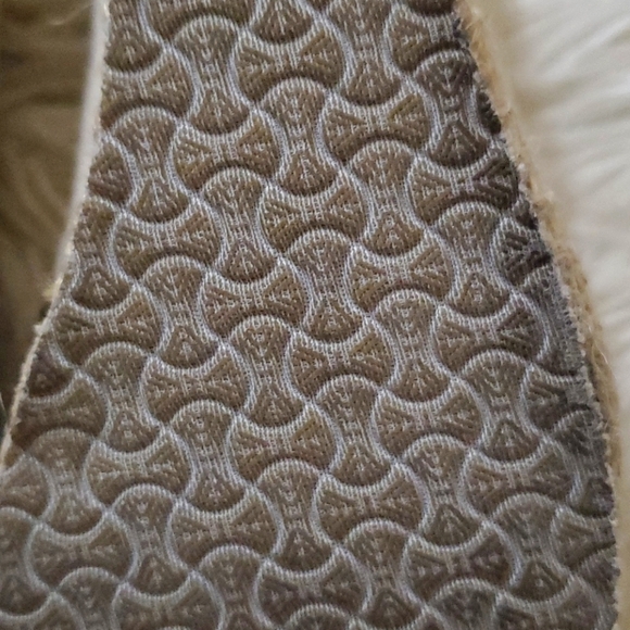 Sketchers Canvas Wedges - Like New! - Picture 11 of 15